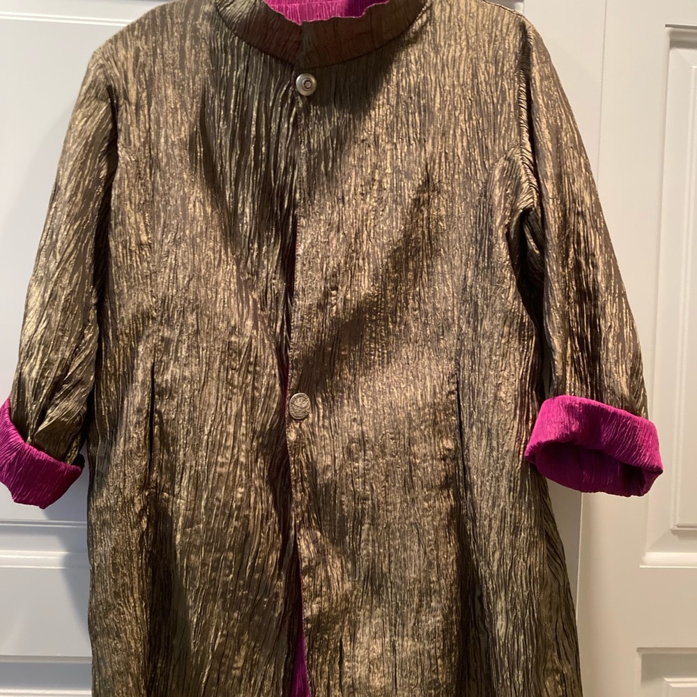 Reversal silk jacket